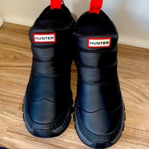 NWT Hunter insulated ankle length snow boots size 8